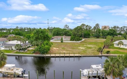 481 Wahoo Rd Panama City Beach, FL 32408
